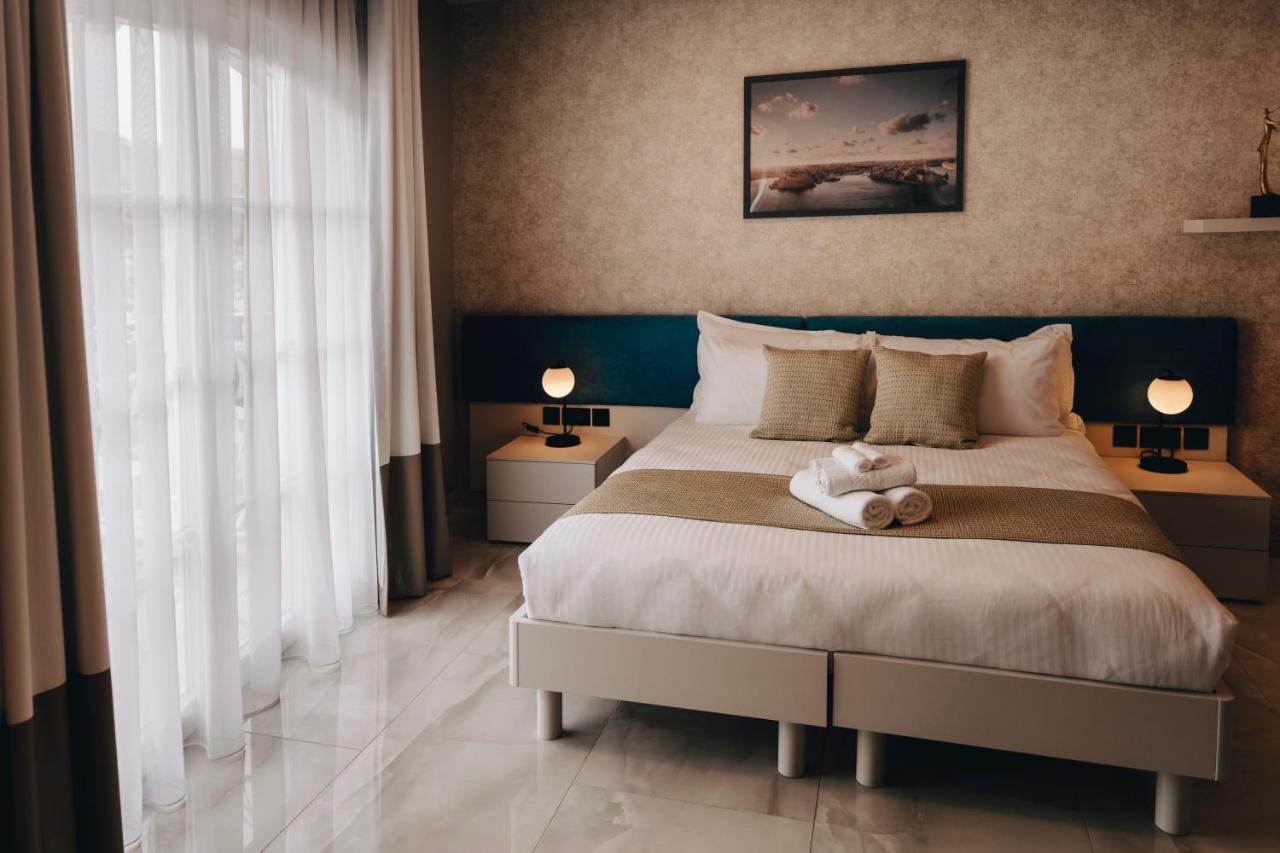 Dock 1 Boutique Hotel Cospicua Esterno foto