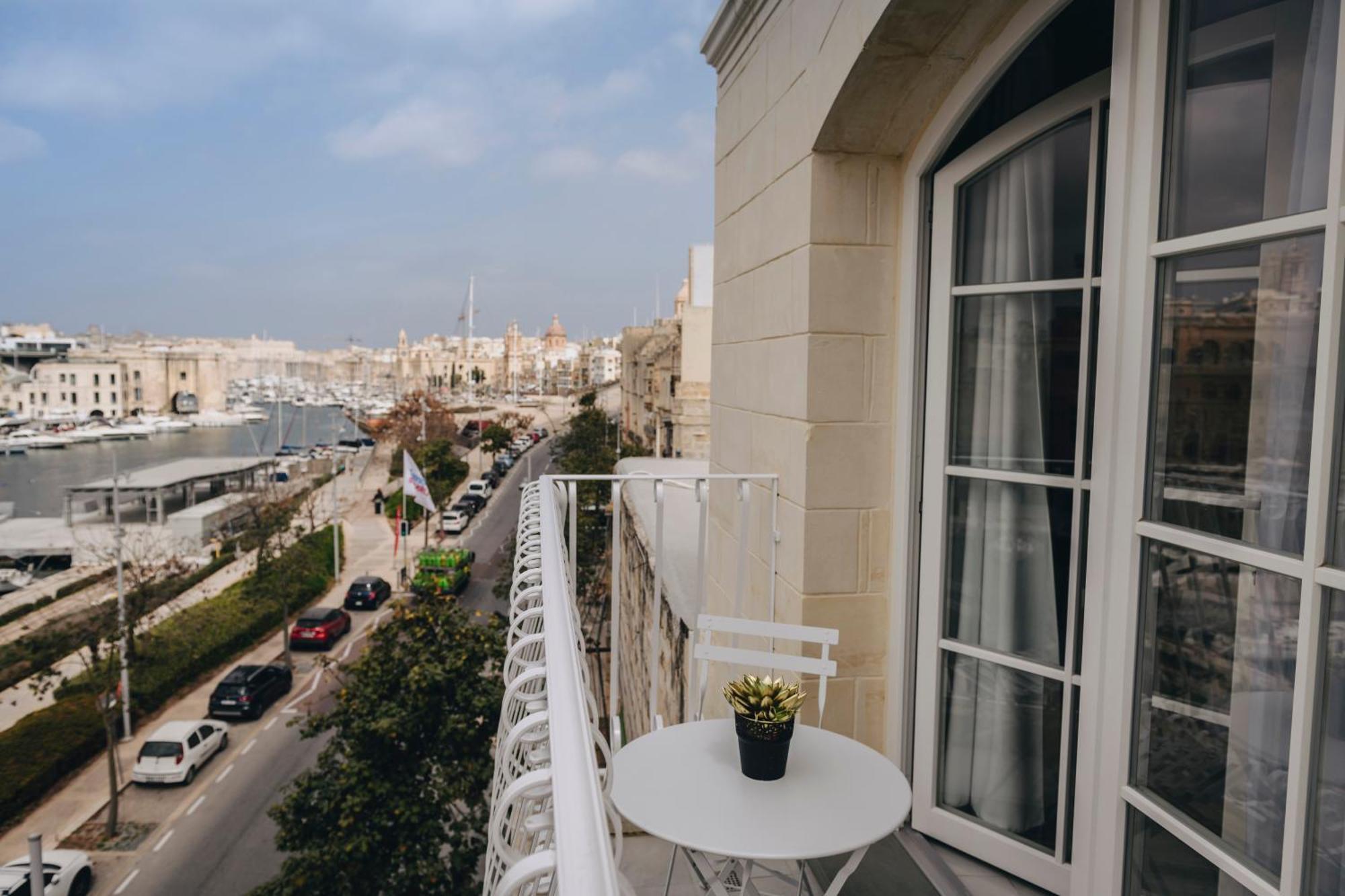 Dock 1 Boutique Hotel Cospicua Esterno foto